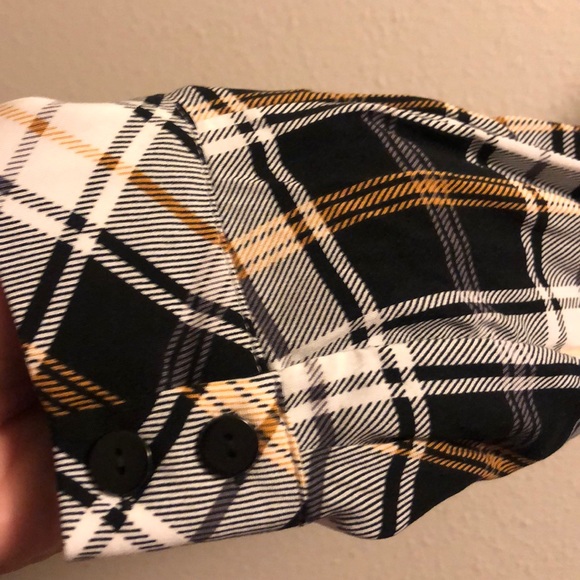 Duster - Picture 2 of 5